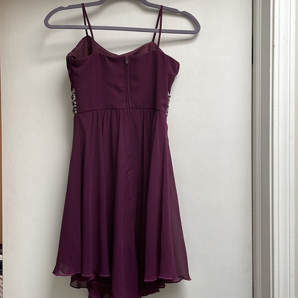 Gorgeous City Triangles Plum Colored Dress with beads, like new condition! - Picture 5 of 12